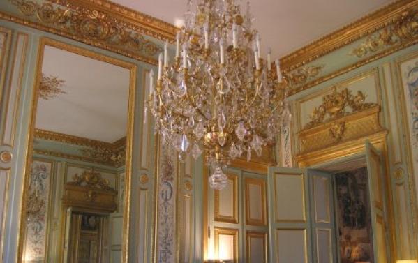 lustre salon cleopatre decoration palais elysees